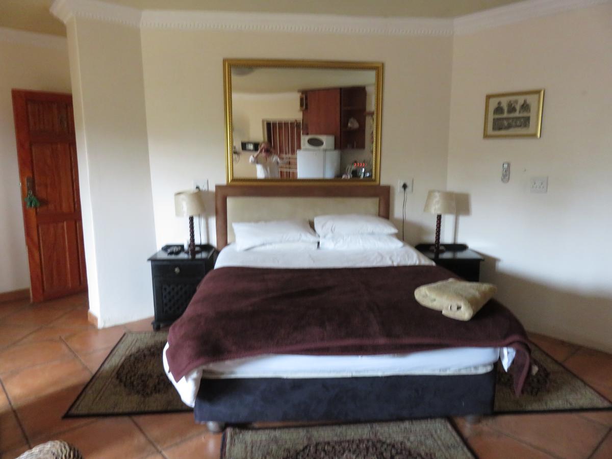 Meerhof Lodge Hartbeespoort Exterior photo