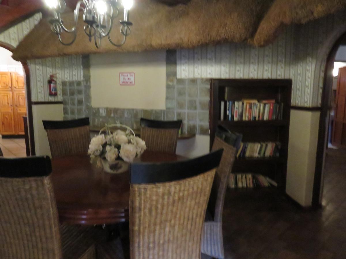 Meerhof Lodge Hartbeespoort Exterior photo